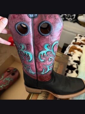 Circle G Black & Burgundy Western Lace-Up Boots with Teal Embroidery